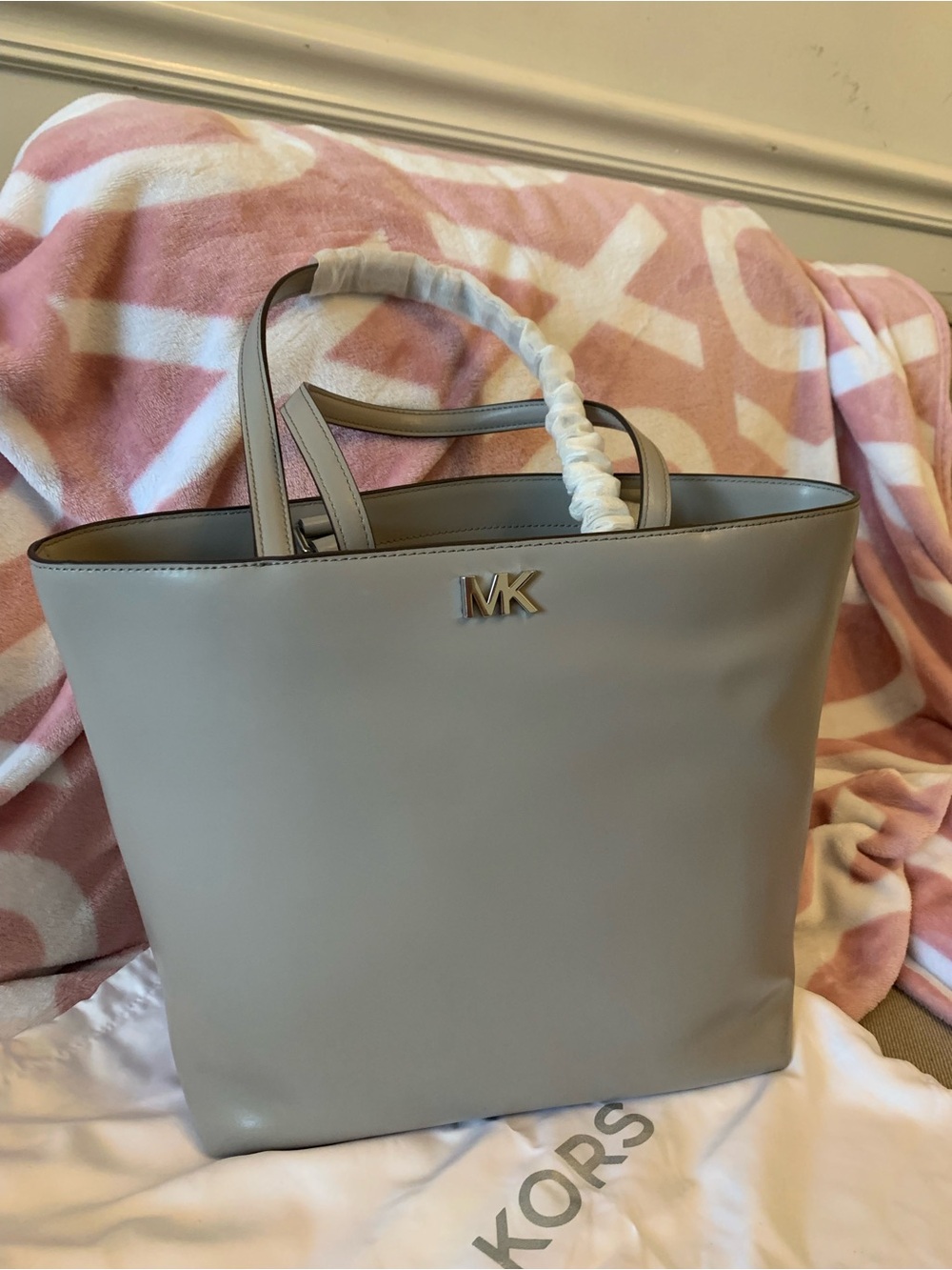 MICHAEL KORS Gray Leather Tote Bag